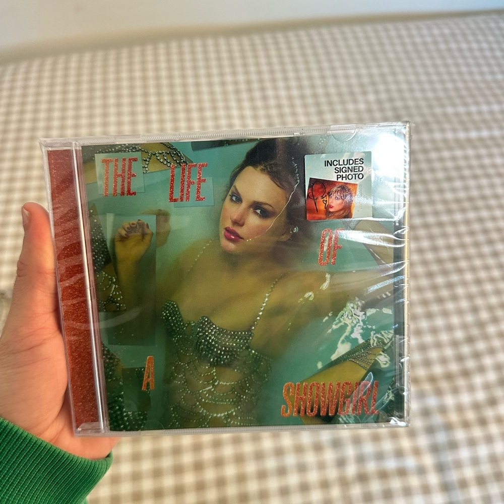 Signed and Sealed Taylor Swift CD the life of a showgirl